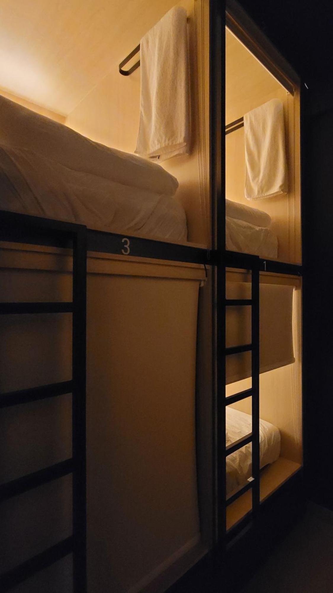 Westay Capsule Hostel Dubai Luaran gambar